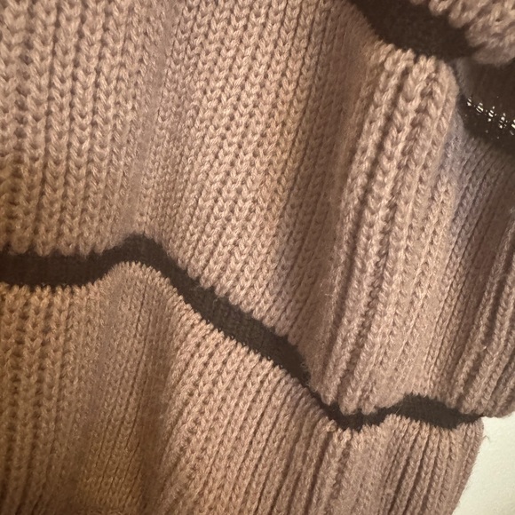 Charlotte Russe size MED tan crewneck sweater w skinny, black stripe long sleeve - Picture 2 of 5